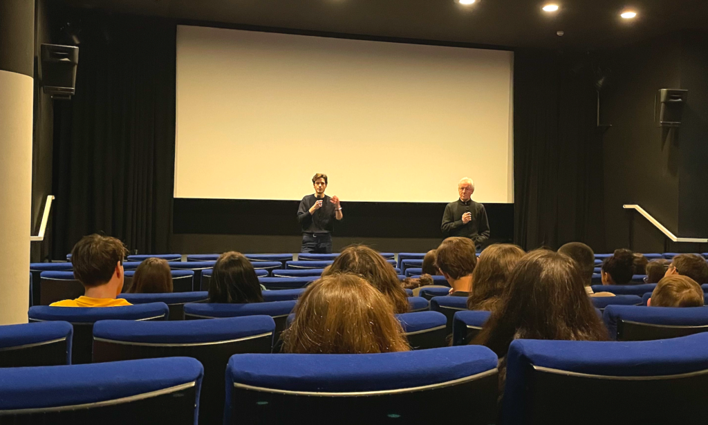 6f6921d8 d3de abe9 14a4 f044e2111708